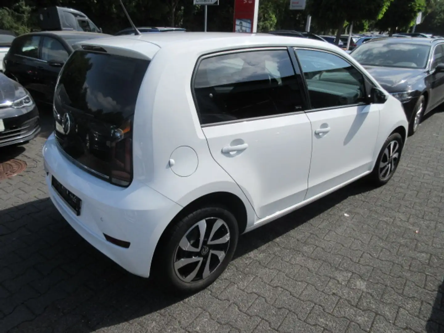 Volkswagen up! ACTIVE 1.0 NAVIV. KAMERA KLIMA ALU PRIVACY GRA APS eFH ZV Weiß - 2