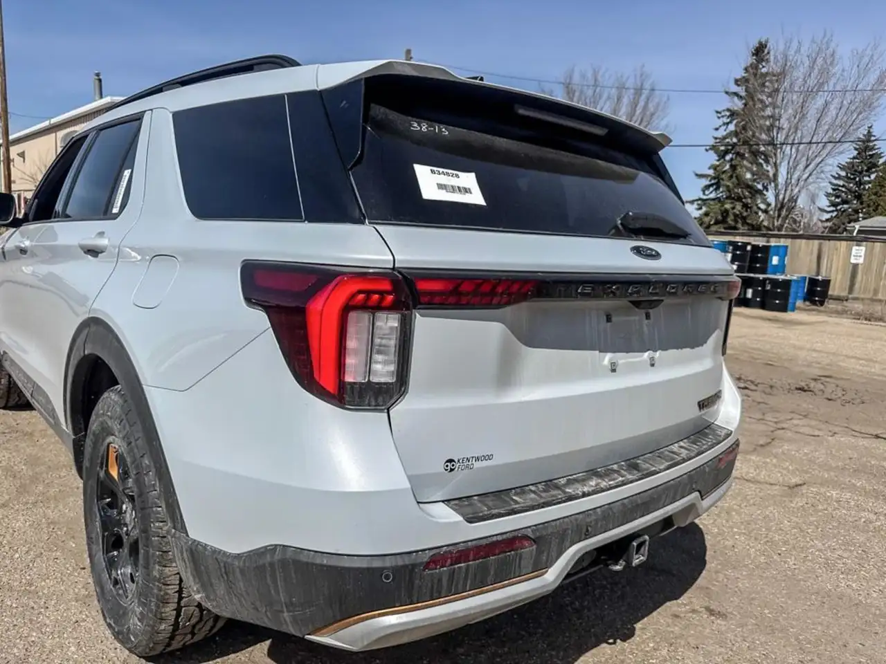 Ford Explorer снимка Ford Explorer