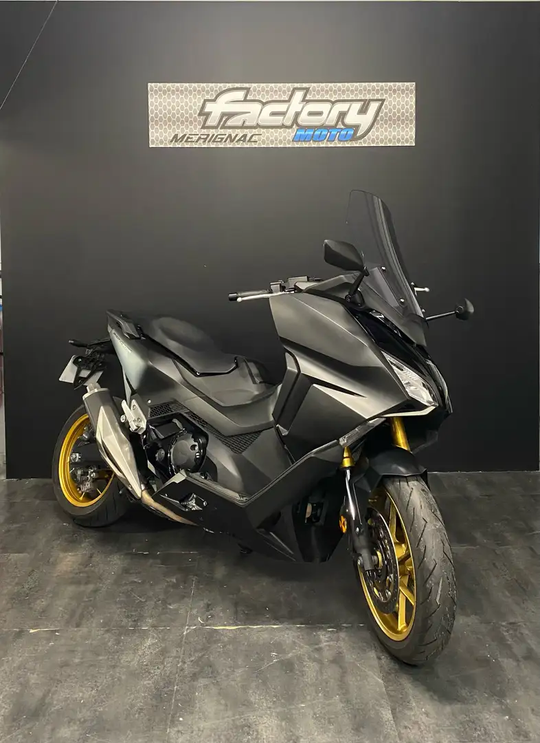 Honda Forza 750 Чёрный - 2