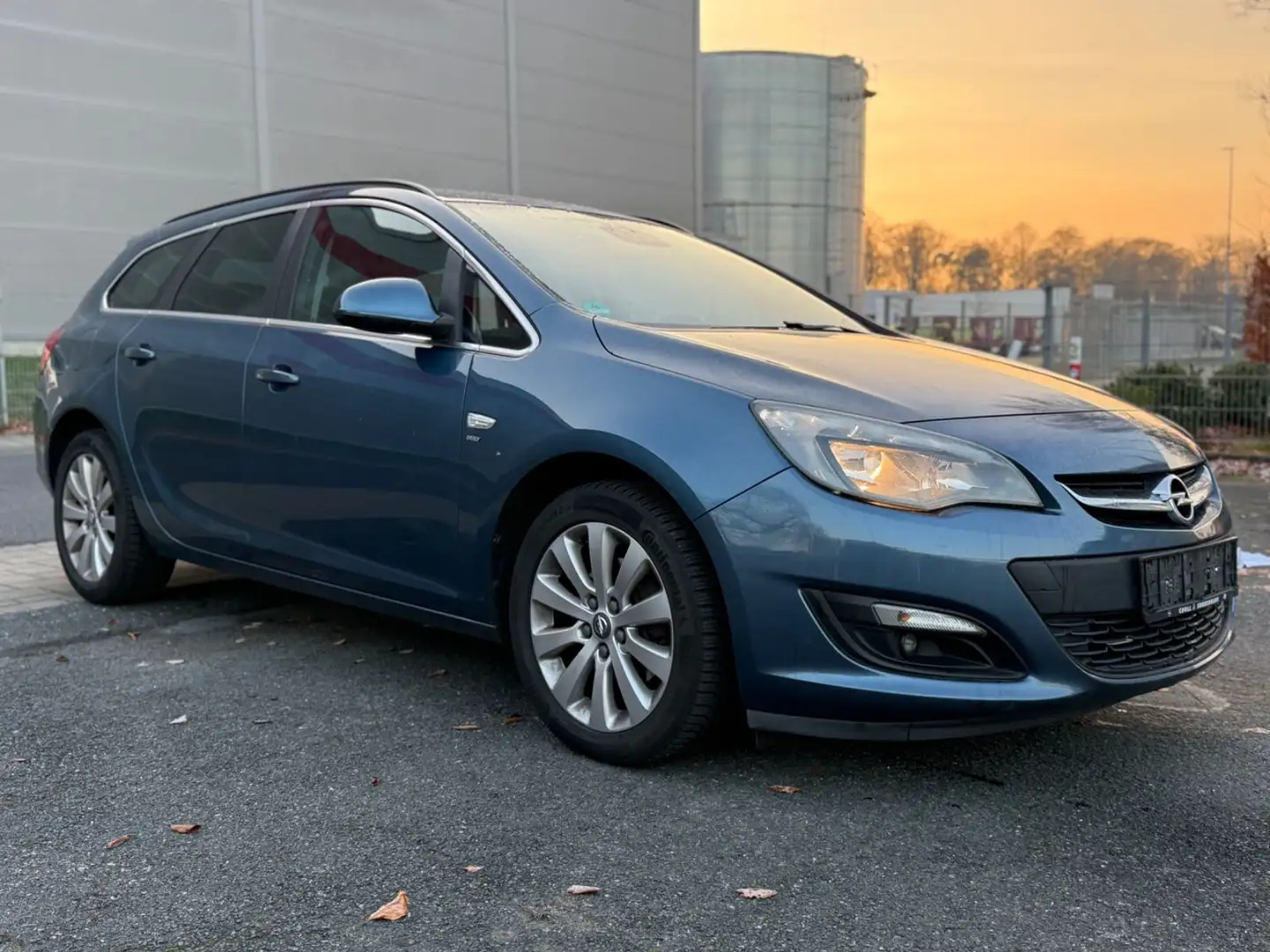 Opel Astra J Sports Tourer Energy EURO 6/1.HAND Blau - 2
