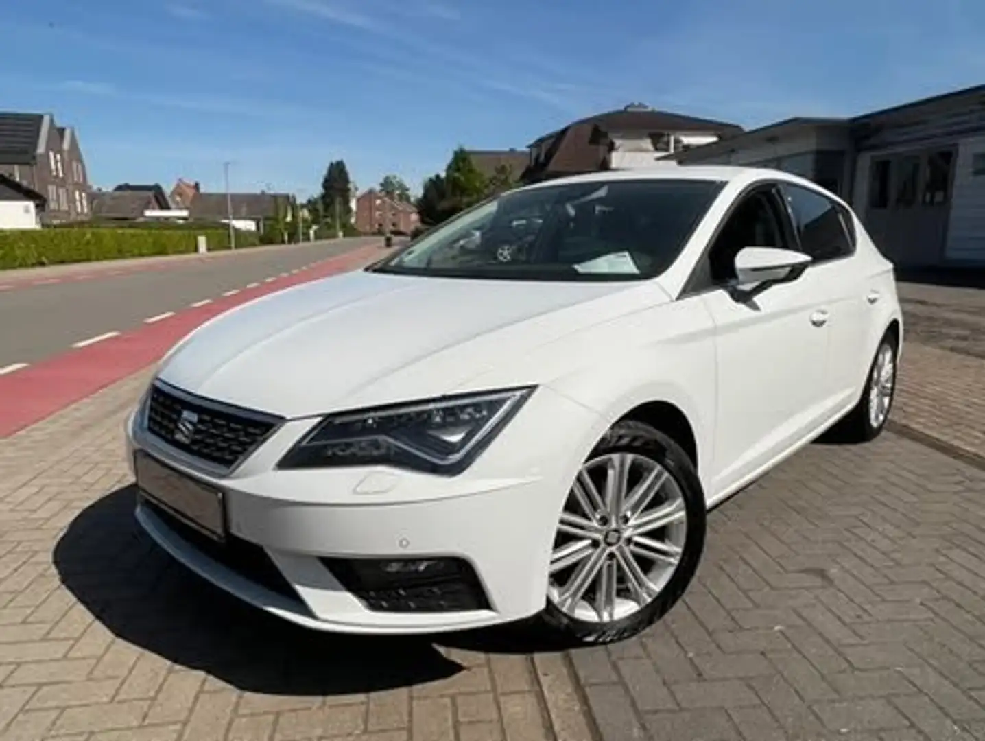 SEAT Leon Xcellence"TOP"AUTOMATIK"TÜV Weiß - 1