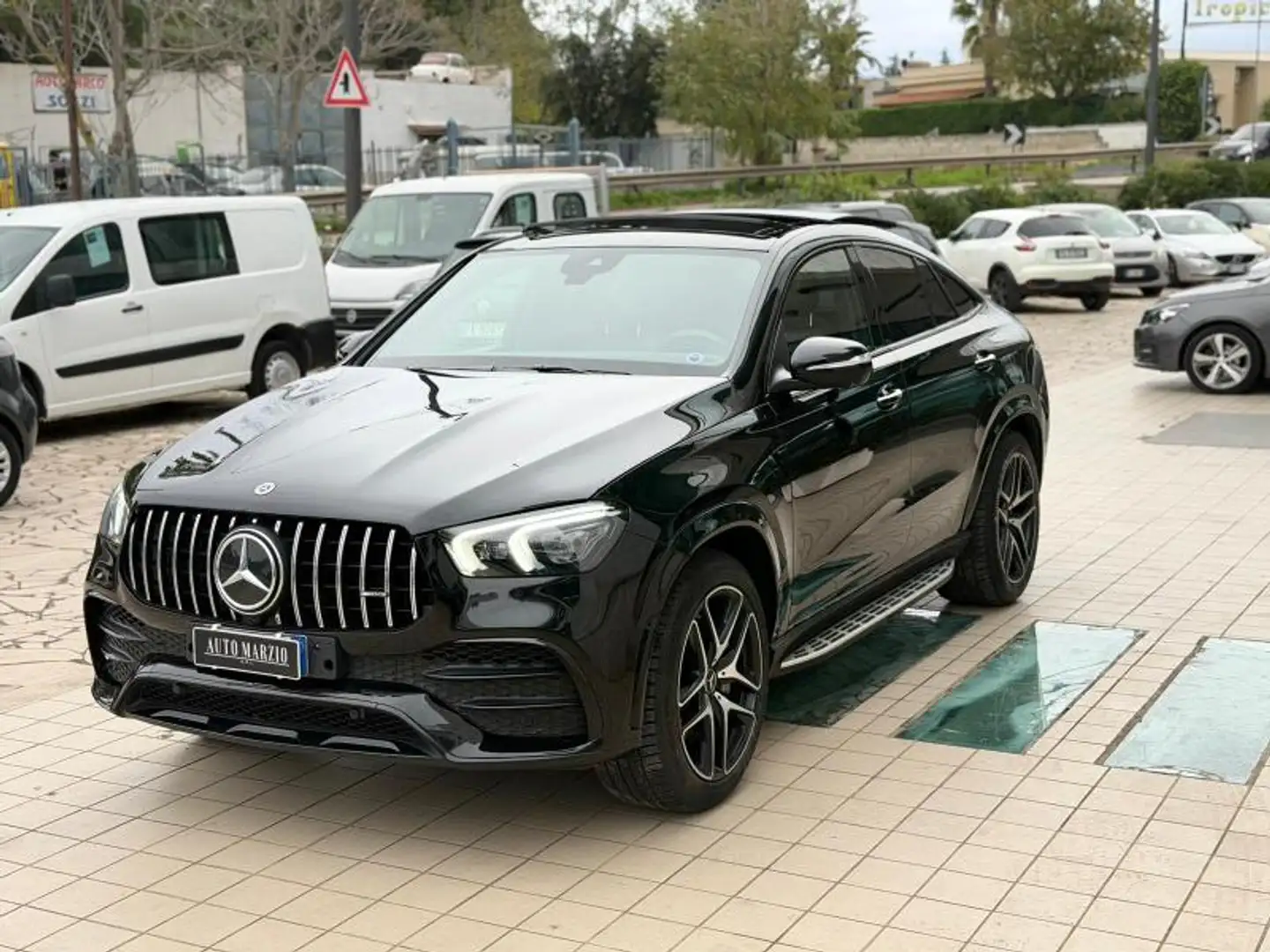 Mercedes-Benz GLE 53 AMG 53 mhev (eq-boost) AMG Premium Plus 4matic+ auto Nero - 2