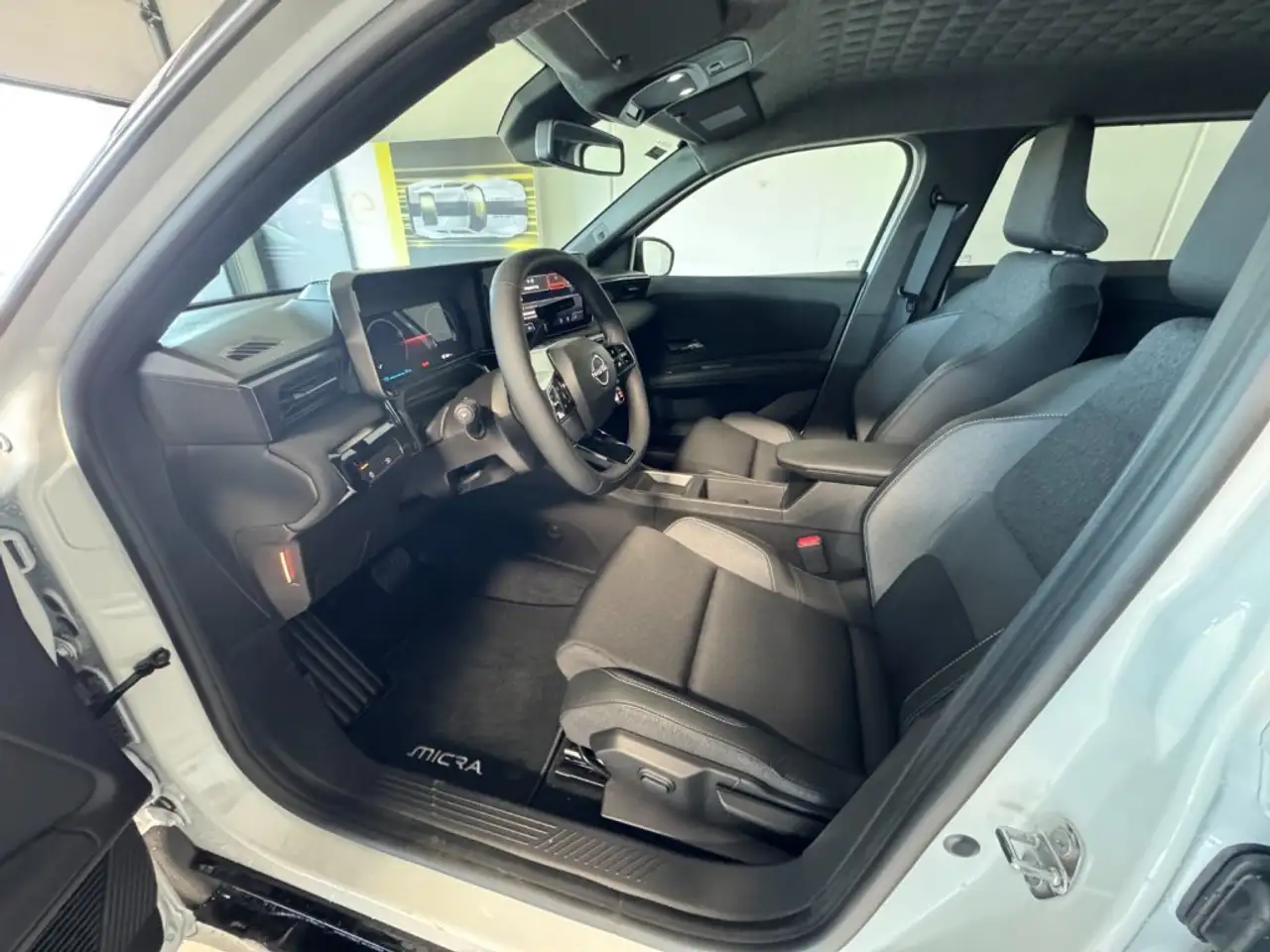Nissan Micra Advance 52kWh 6