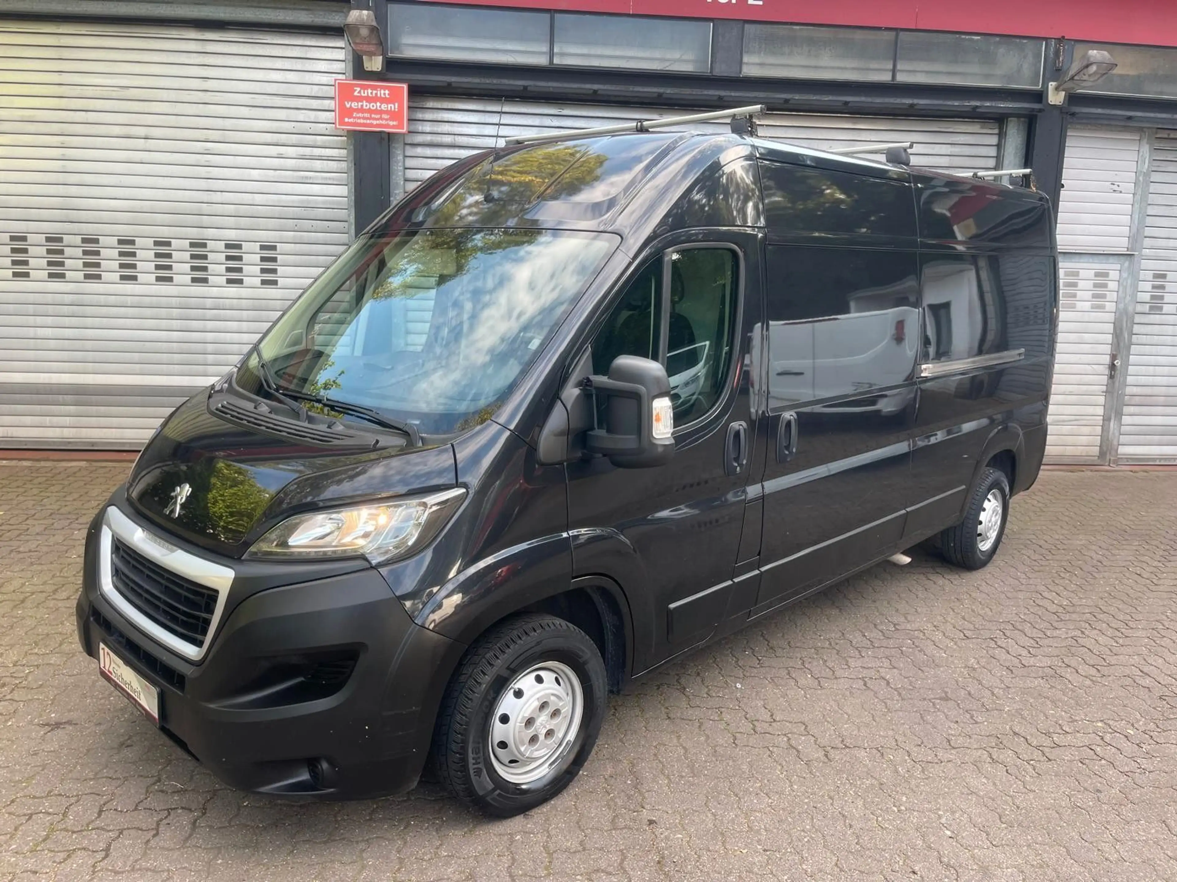 Peugeot Boxer Kasten Hochraum 335 L3H2 Premium BlueHDi 1 — photo 4