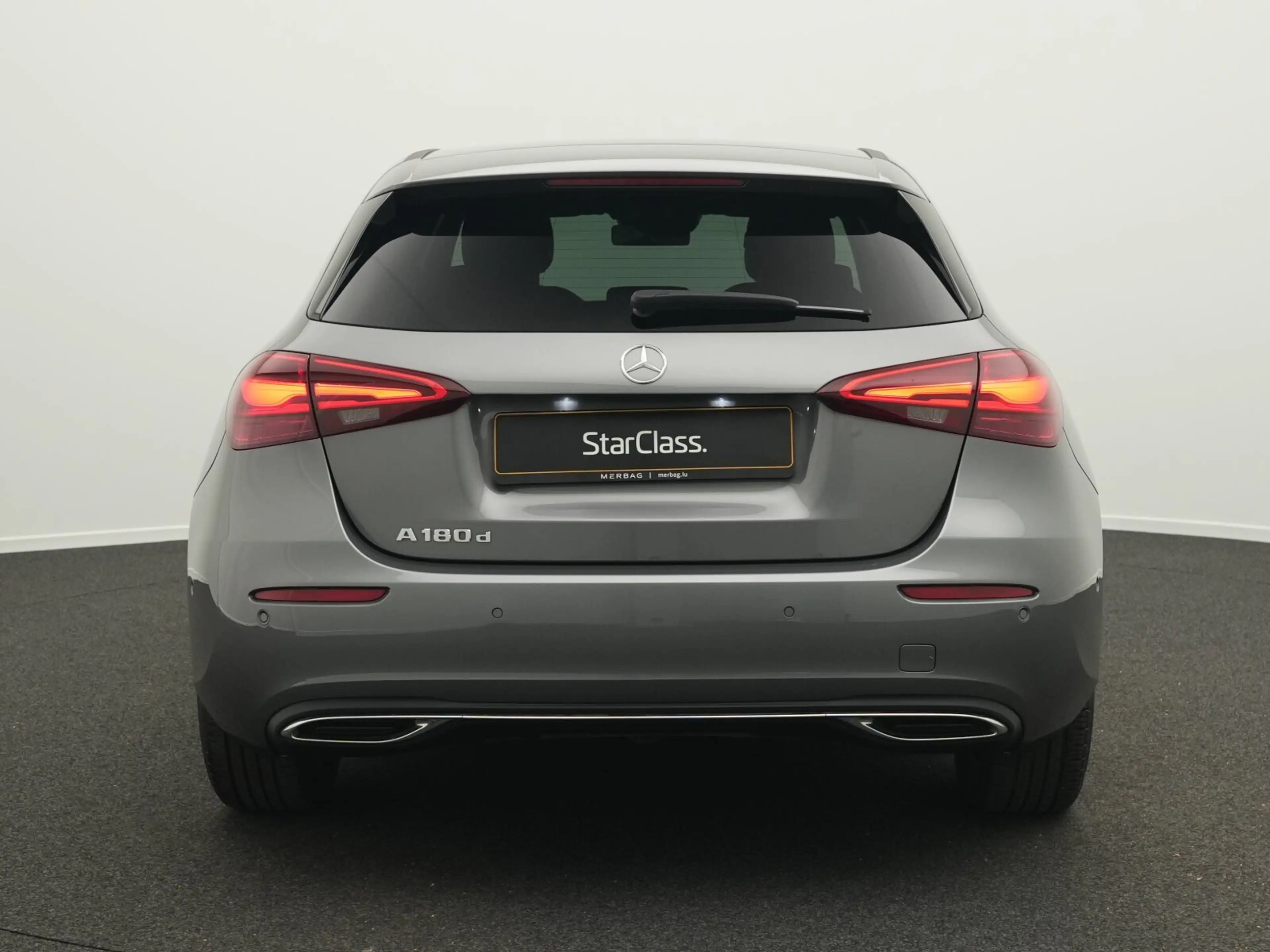 Mercedes-Benz A 180 A 180 d Progressive LED+Kamera+PTS Navi/Autom. — photo 4