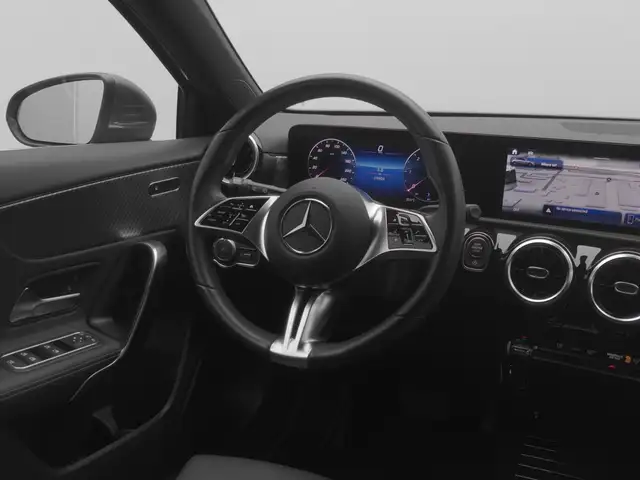 Mercedes-Benz A-Class view 19