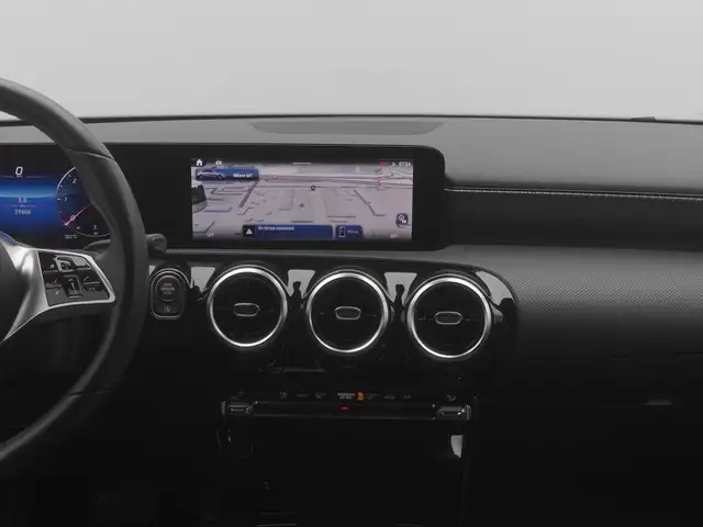 Mercedes-Benz A-Class view 20