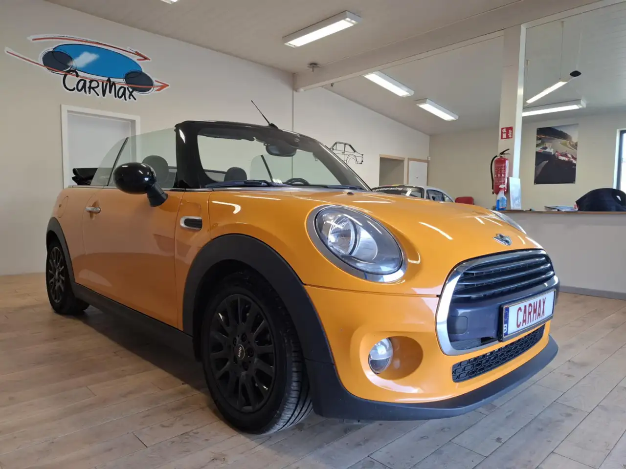MINI Cooper Cabrio