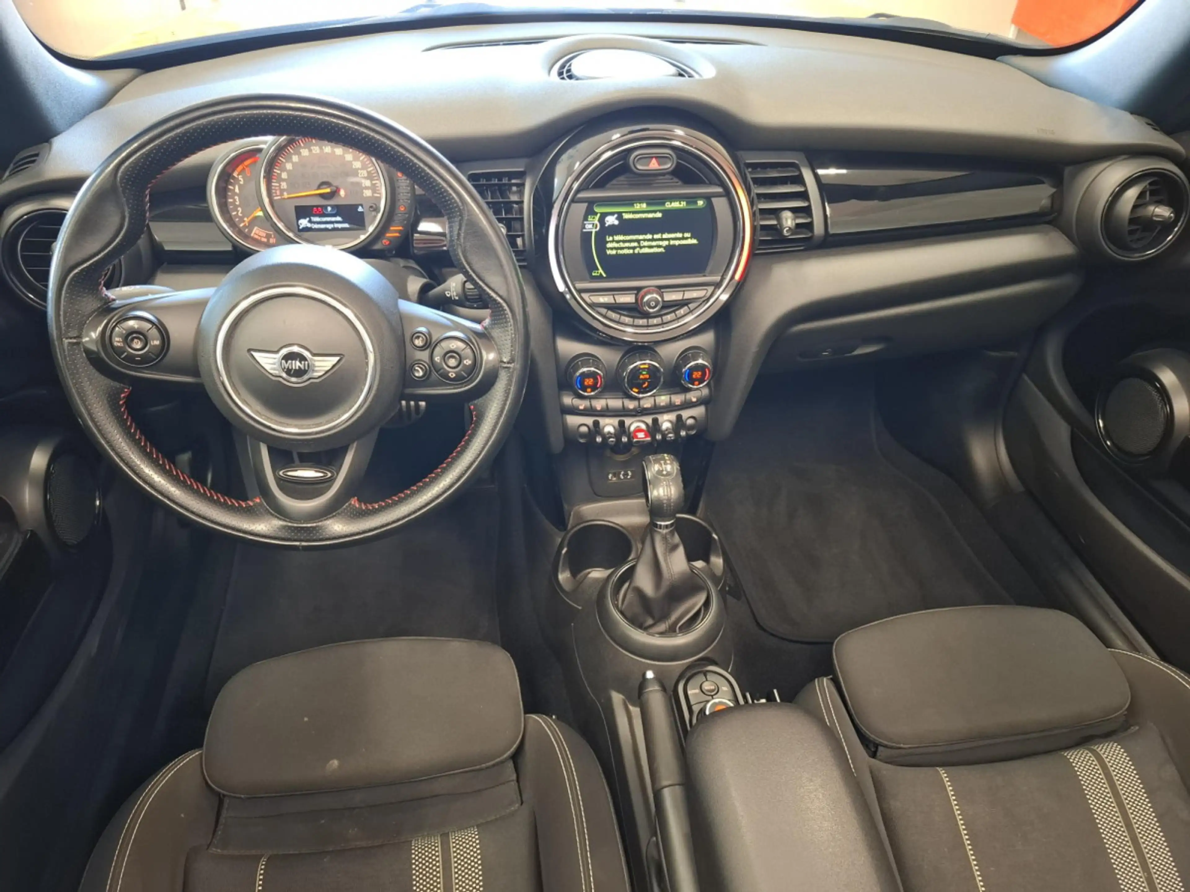 MINI Cooper Cabrio 1.5d 115 — photo 9