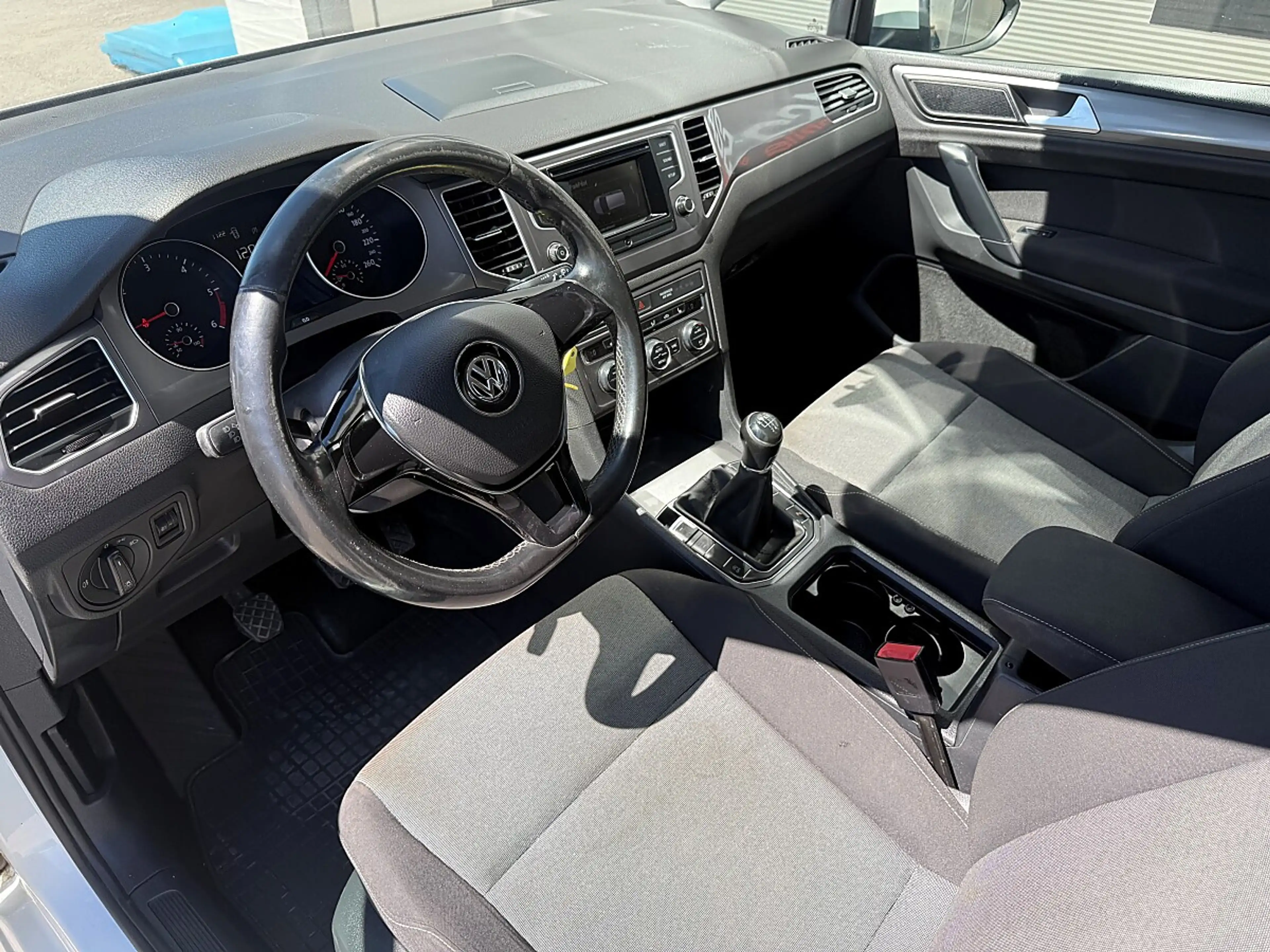 Volkswagen Golf Sportsvan 1,6 TDI BMT Trendline — photo 11