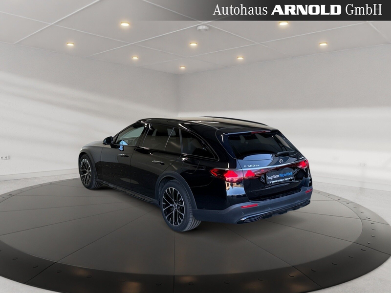 Mercedes-Benz E 300 E 300 T de 4M All Terrain AHK Sitzluft DISTRONIC — photo 3