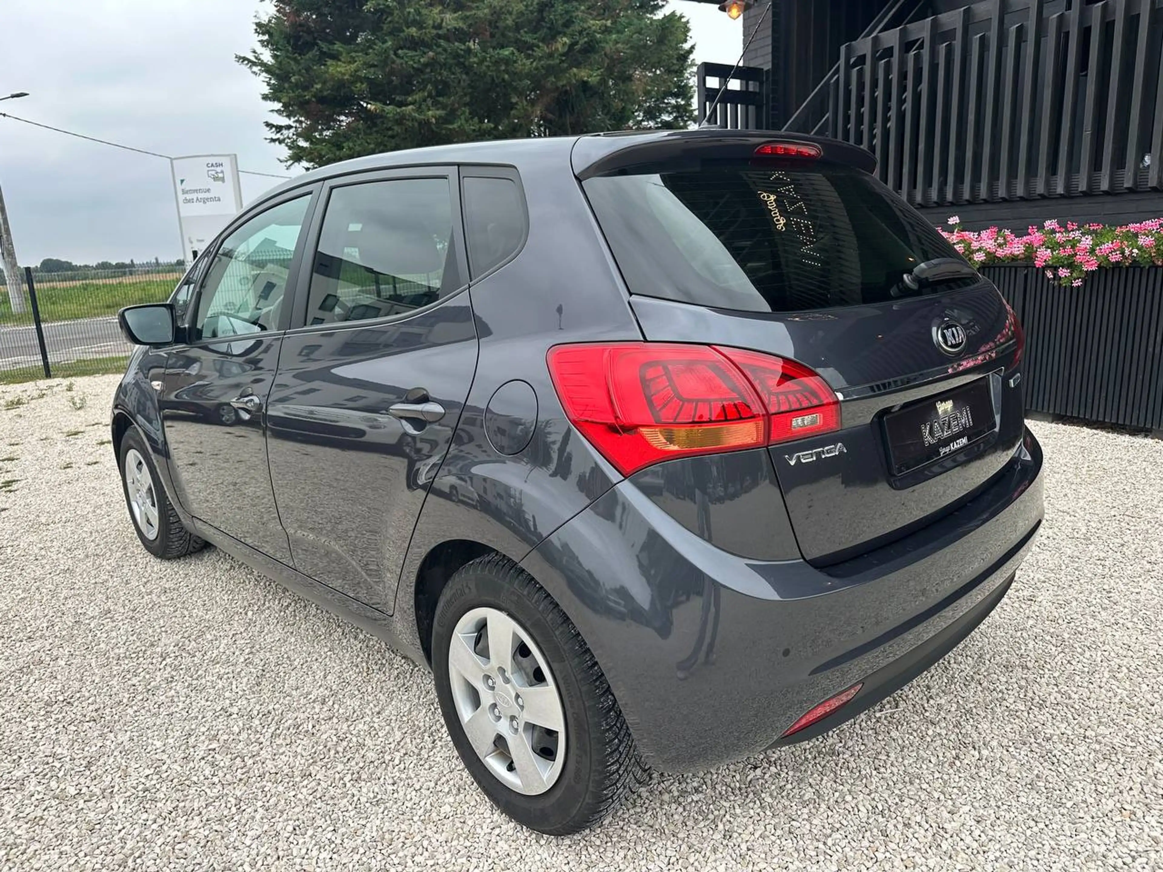 Kia Venga Venga 1.4i * TOIT PANORAMIQUE OUVRANT ! * — photo 4