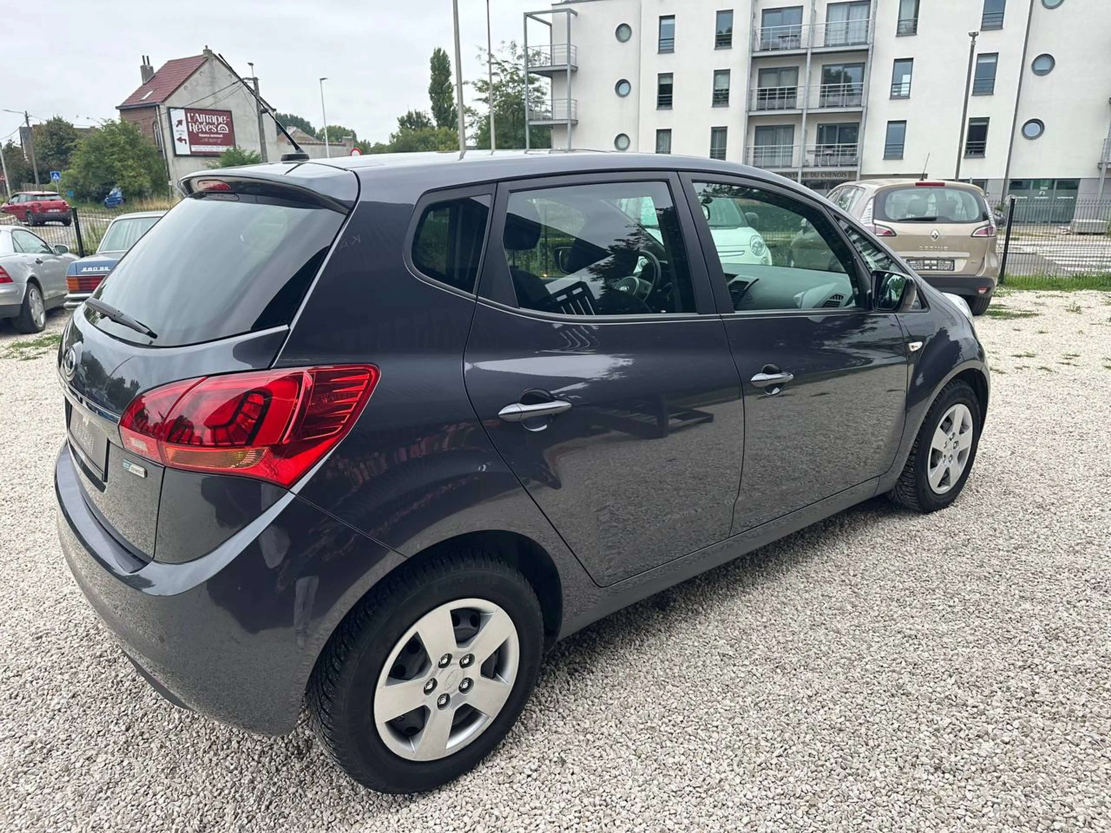 Kia Venga Venga 1.4i * TOIT PANORAMIQUE OUVRANT ! * — photo 6
