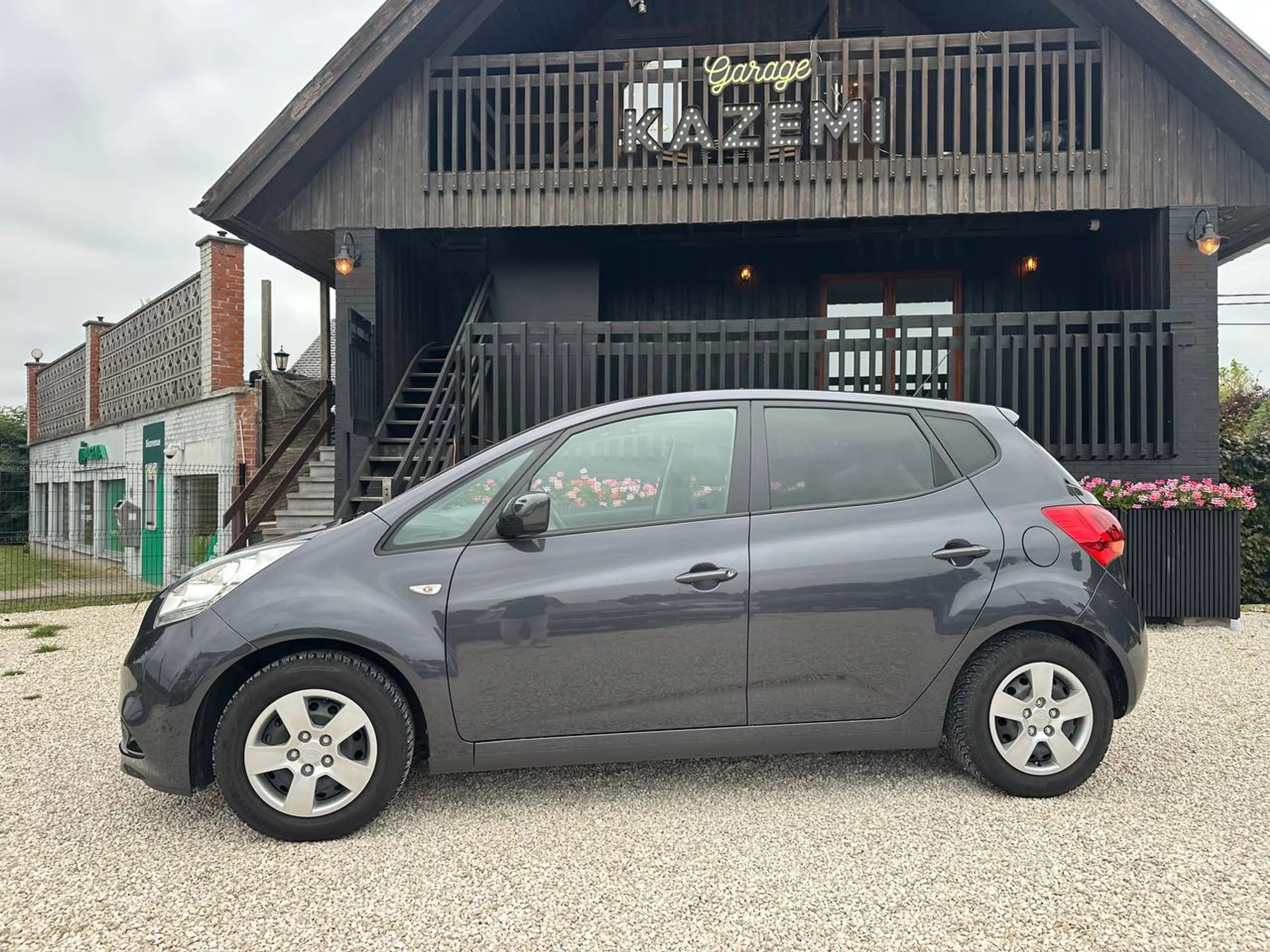 Kia Venga Venga 1.4i * TOIT PANORAMIQUE OUVRANT ! * — photo 3