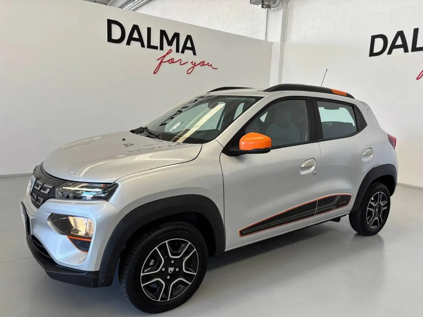 Dacia Spring Electric 45 Comfort Plus Argento - 1