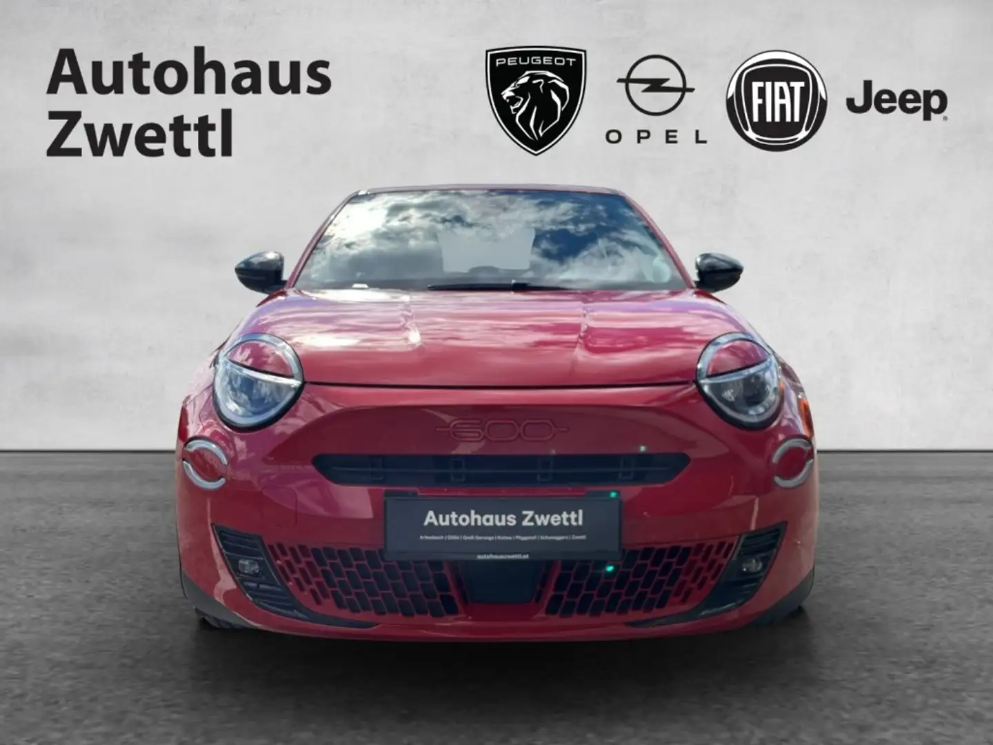 Fiat 600 -e RED Elektro 54 KWh Rot - 2