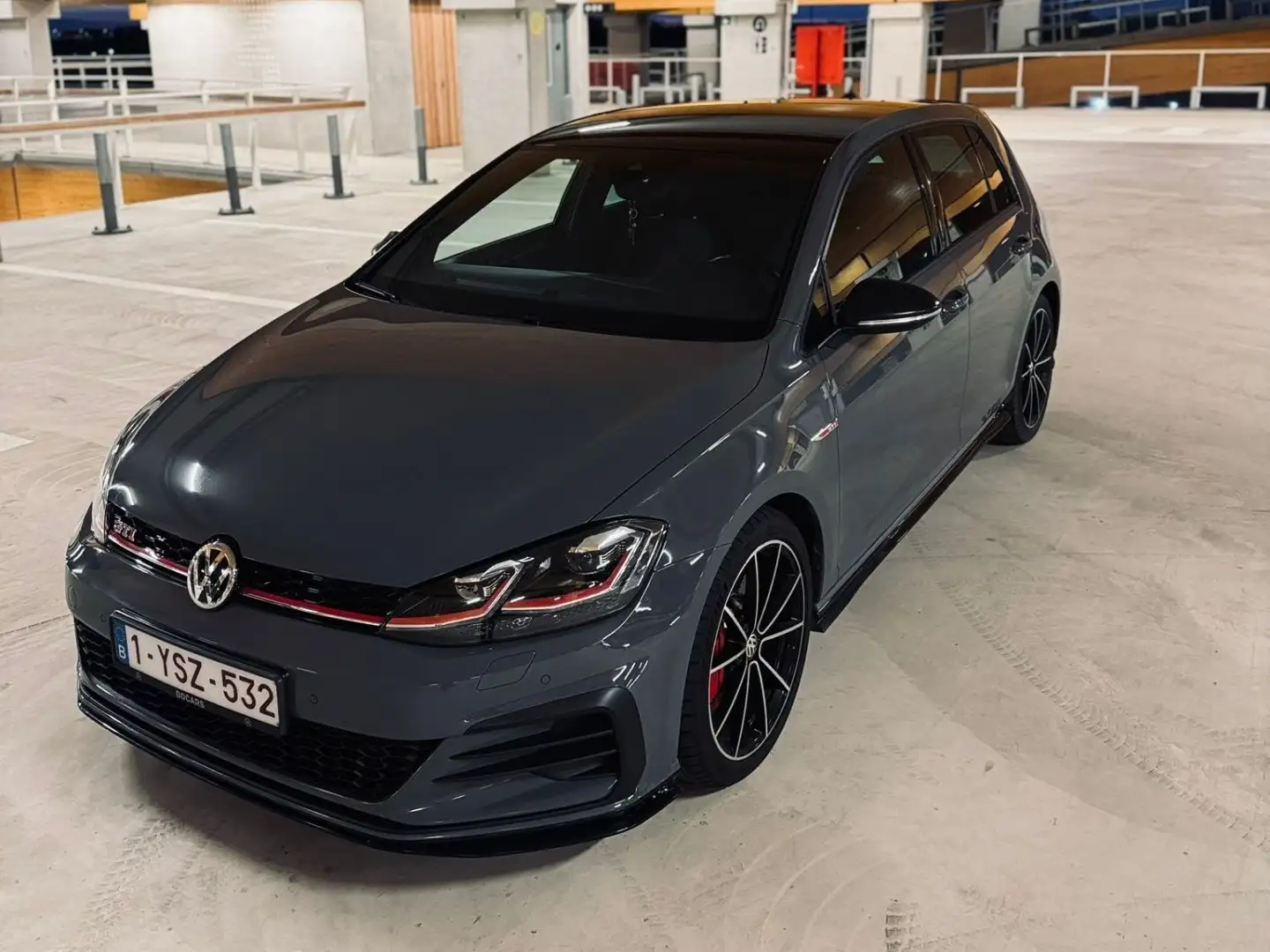 Volkswagen Golf GTI TCR 2.0 TSI OPF DSG Gris - 1