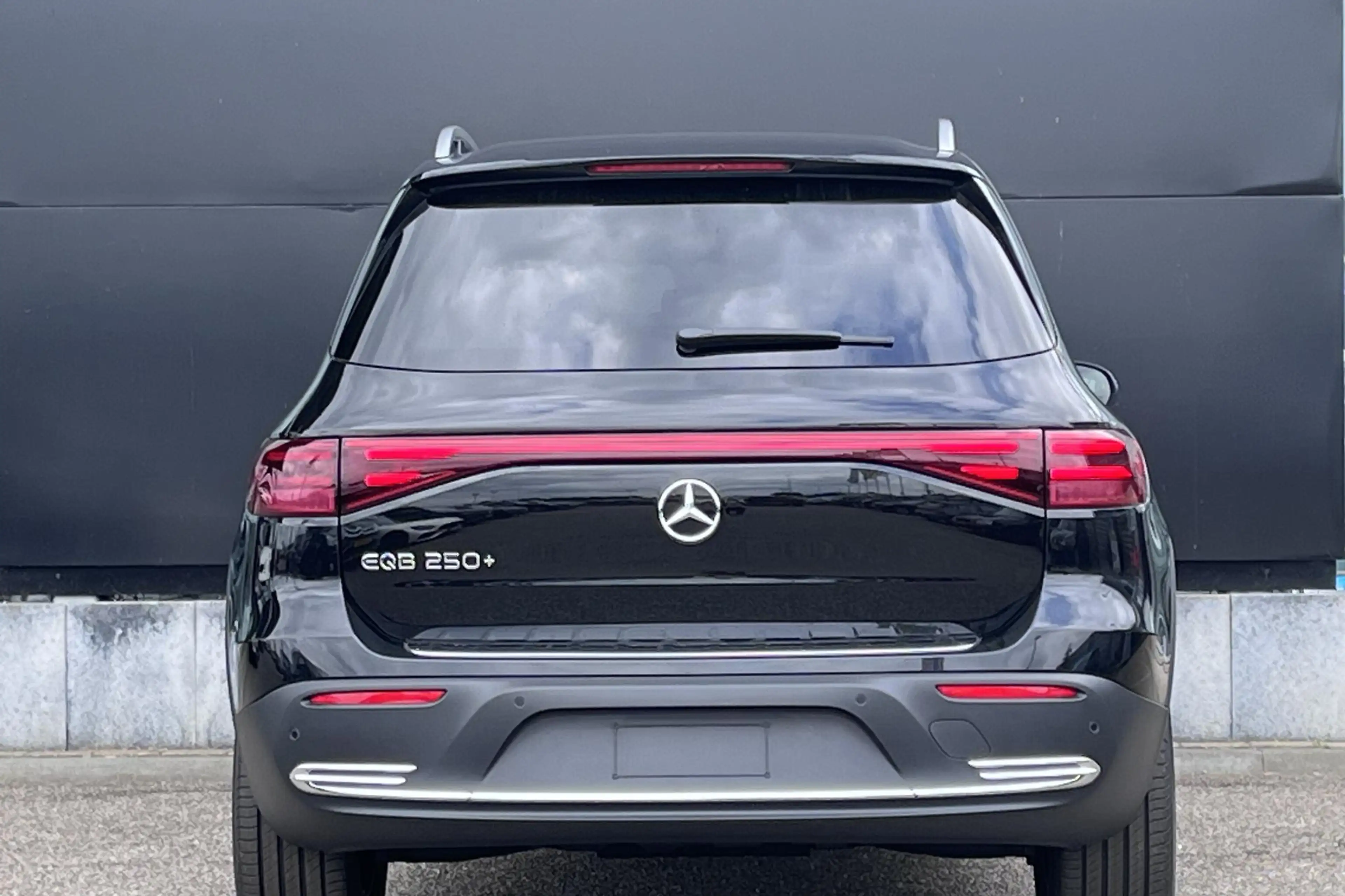Mercedes-Benz EQB 250 EQB 250+ Business Solution Luxury | Winterpakket | — photo 8
