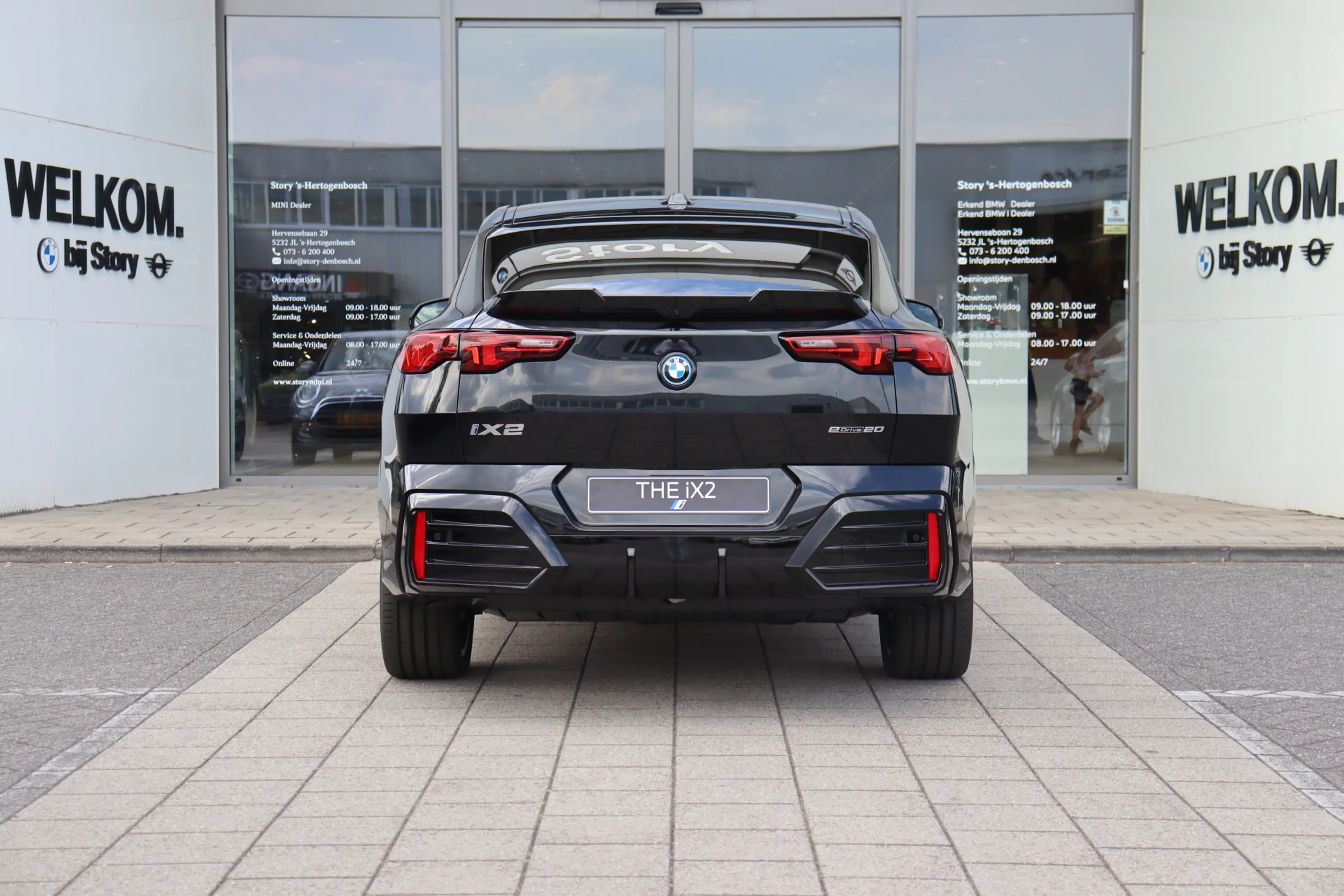 BMW iX2 eDrive20 M Sport / Panoramadak / Trekhaak / Sports — photo 6