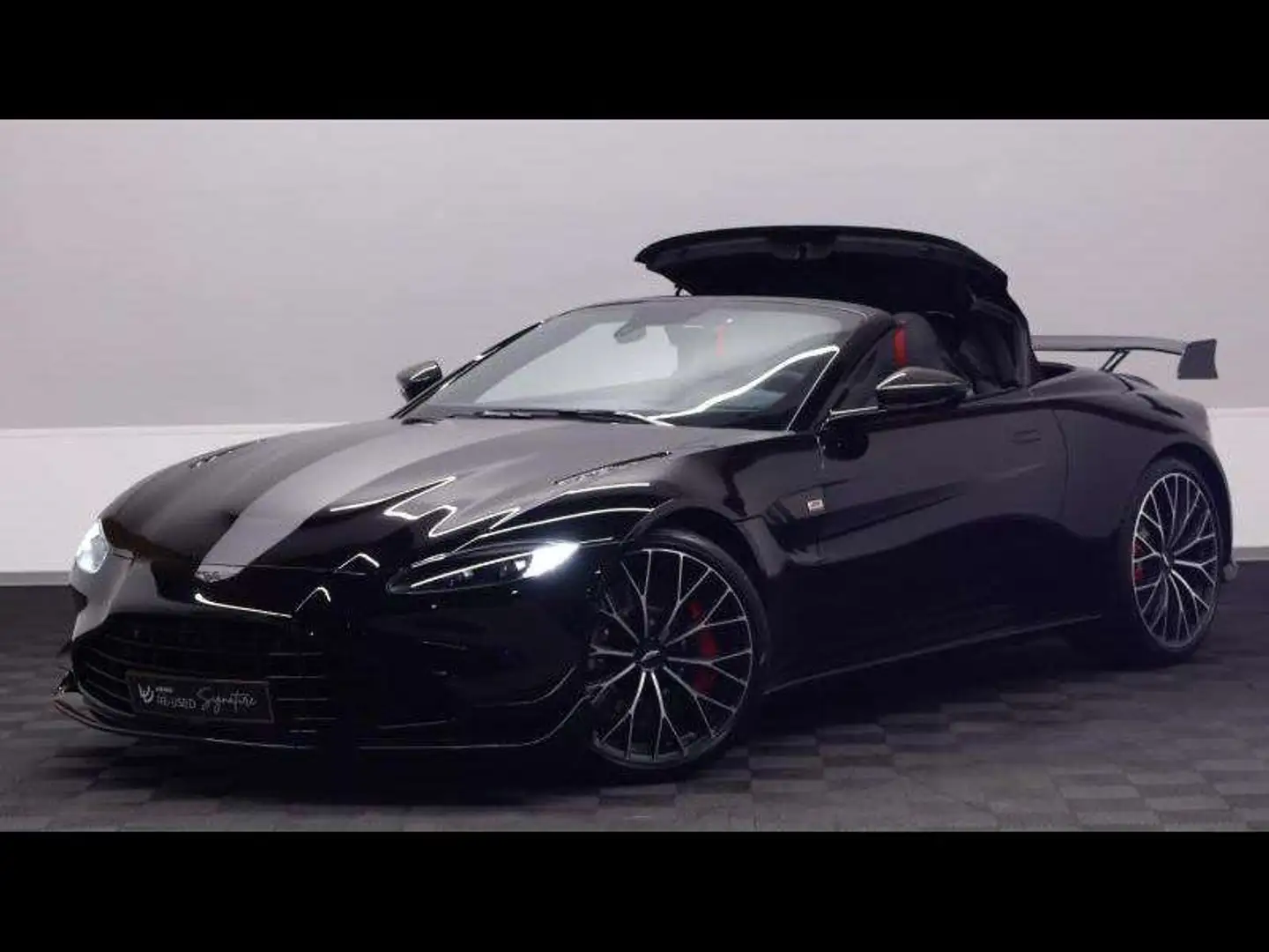 Aston Martin Vantage Roadster F1 Edition Noir - 2