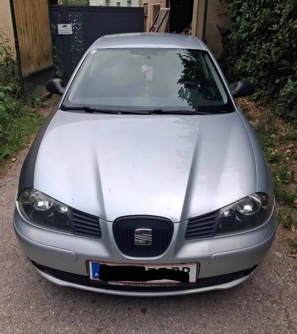 SEAT Cordoba Seat Cordoba 1,4 TDI Limousine Silber - 1