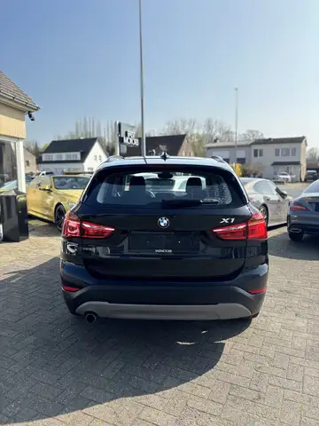 BMW X1 view 5