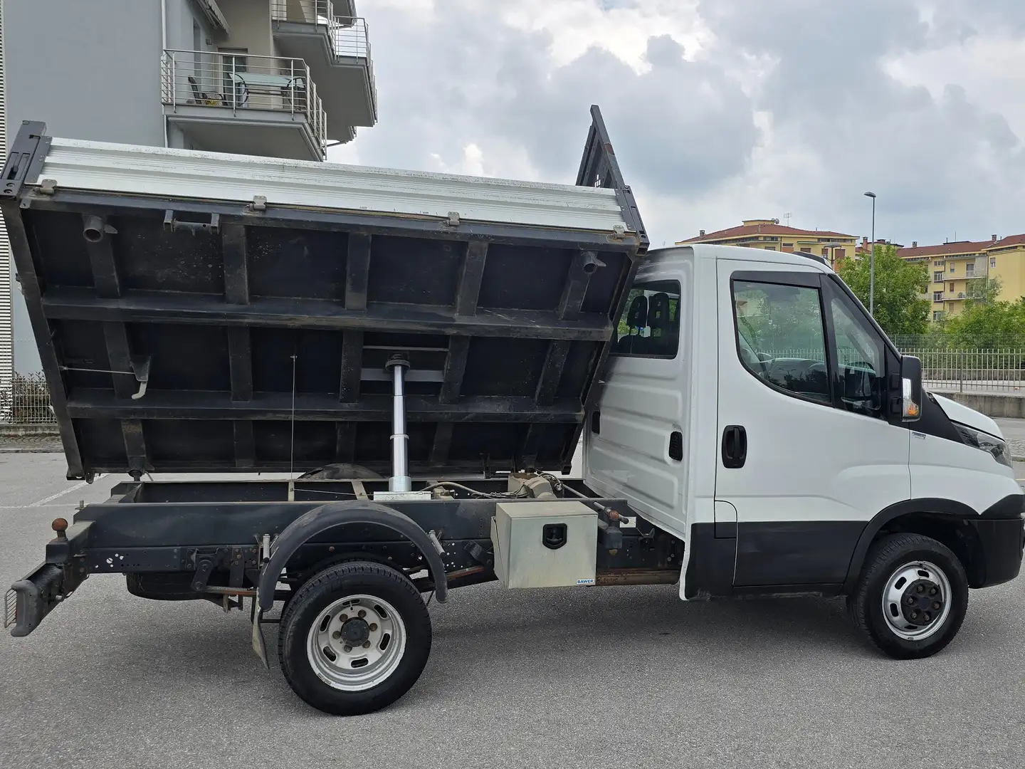 Iveco Daily Ribaltabile Trilaterale Patente B full optional Fehér - 1