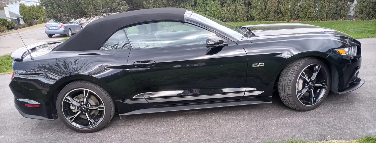 Ford Mustang снимка Ford Mustang