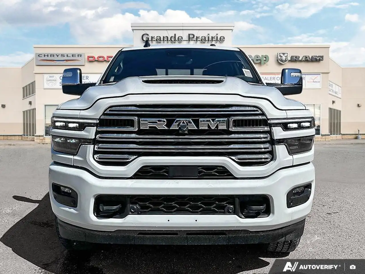 RAM 2500 снимка RAM 2500
