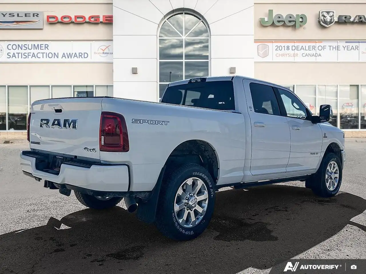 RAM 2500 снимка RAM 2500