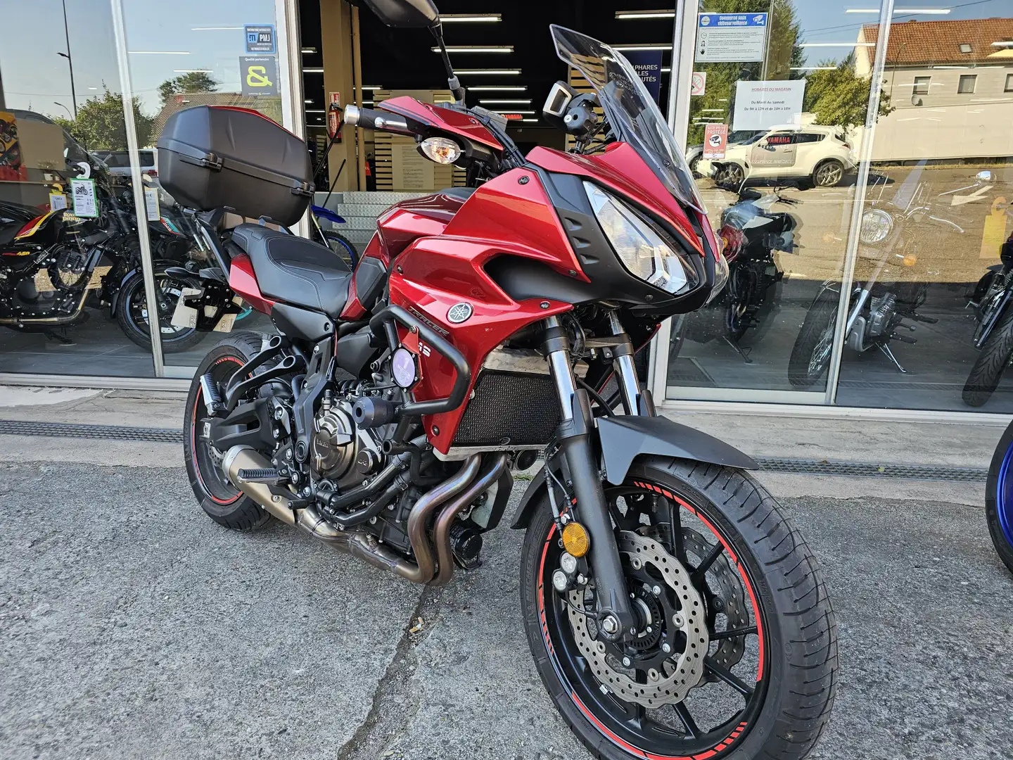 Yamaha Tracer 700 Rouge - 2