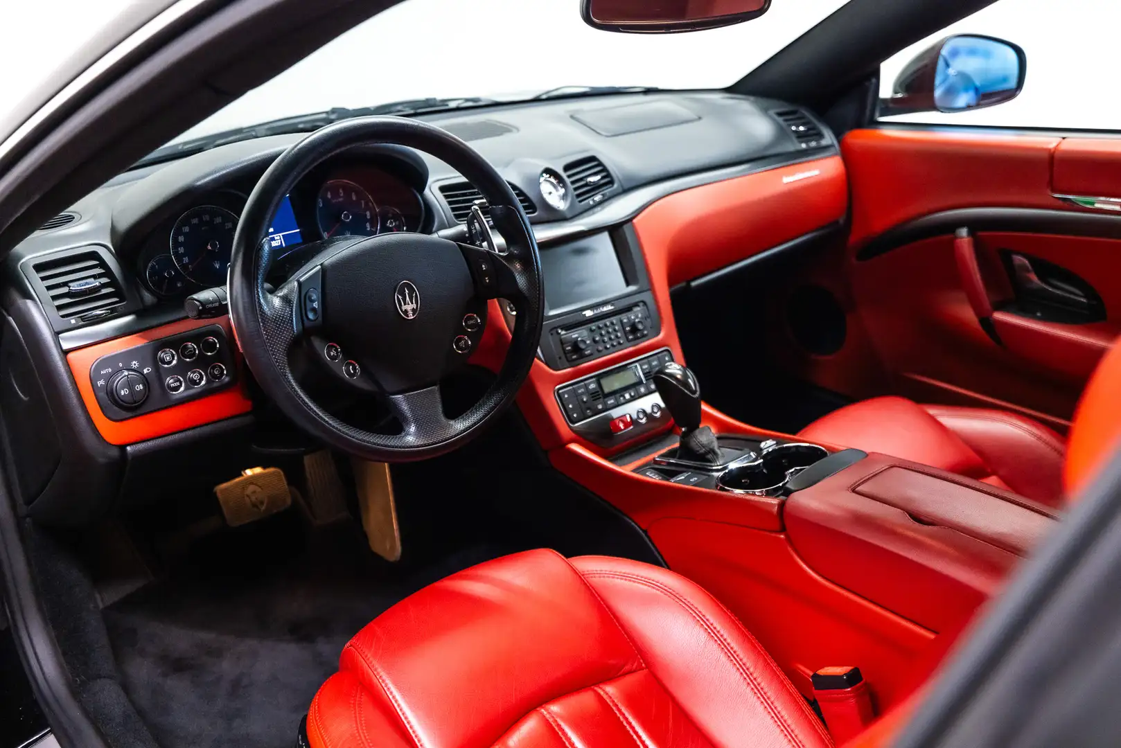 Maserati GranTurismo 4.2 Btw auto, Fiscale waarde € 22.000,- (€ 39.628, Černá - 2