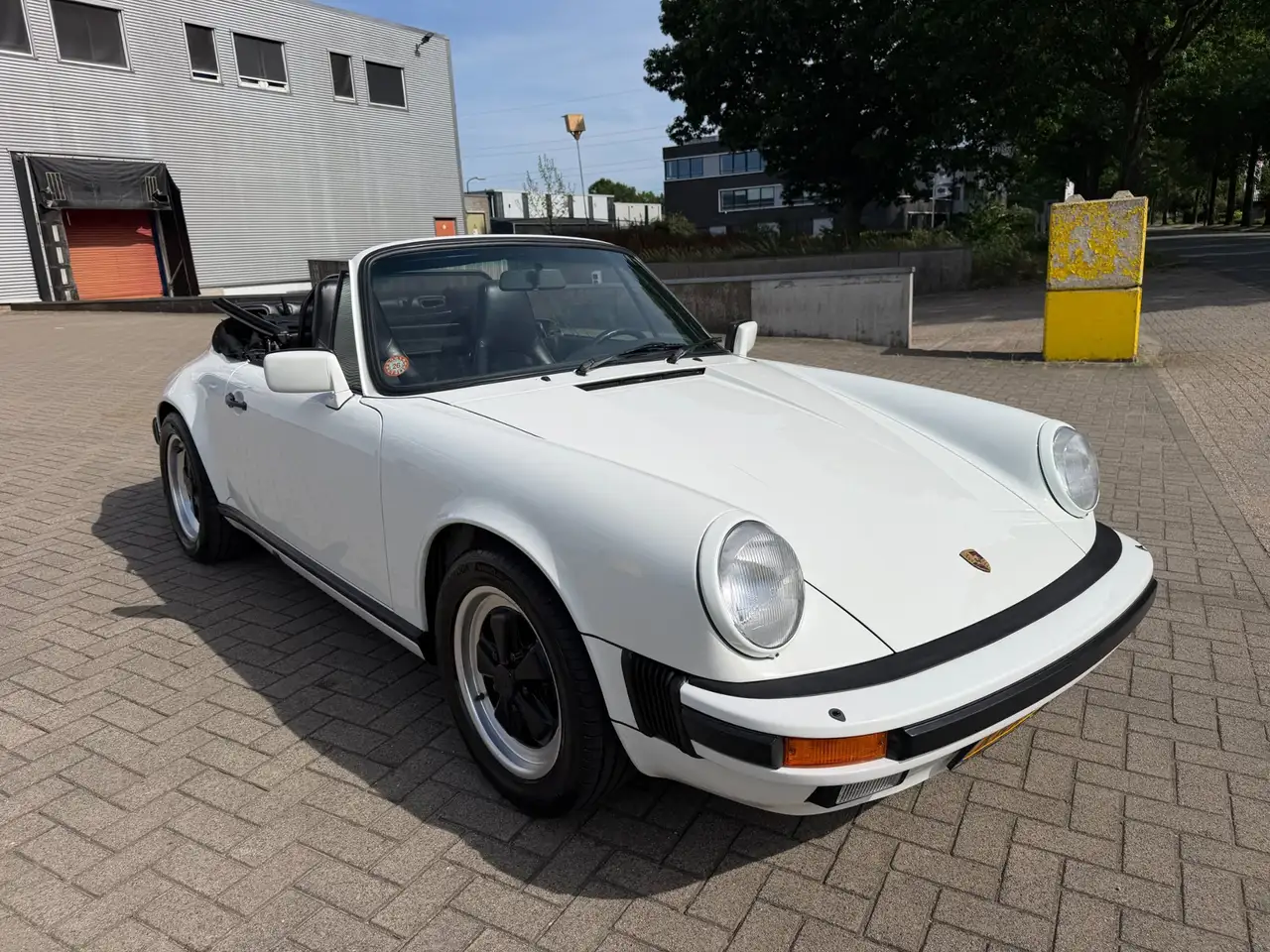 Porsche 911 3.2 Carrera cabriolet G50 1987 japan import, 88.12, foto 2