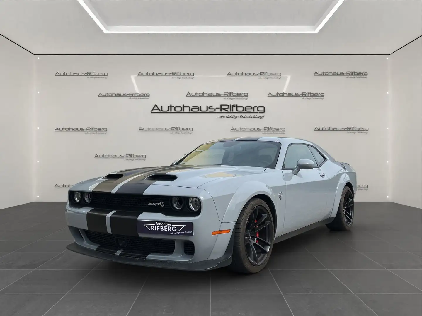 Dodge Challenger SRT Hellcat Grau - 1