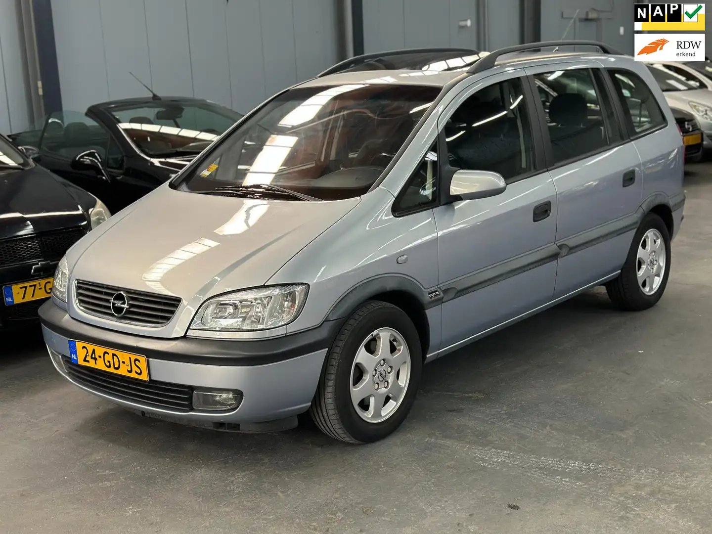 Opel Zafira 1.8-16V Elegance 7 Persoons Automaat Nieuwe APK NA Gri - 1