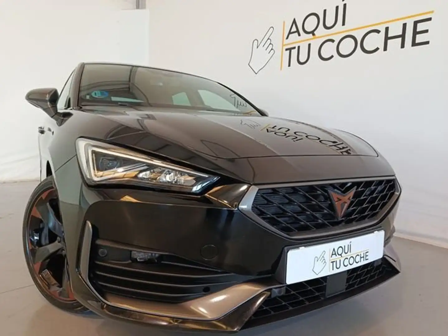 CUPRA 5p 1.5 eTSI 110 kW Negro - 1