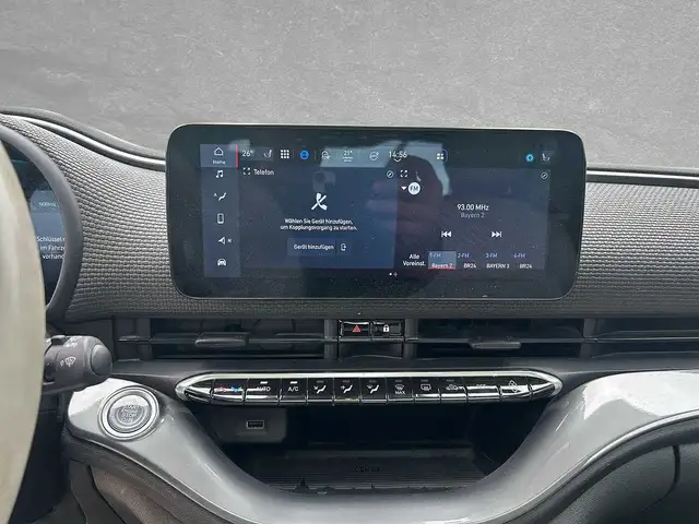 Fiat 500e view 12