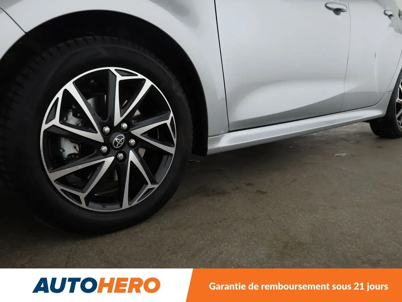 Toyota Yaris Yaris — photo 32