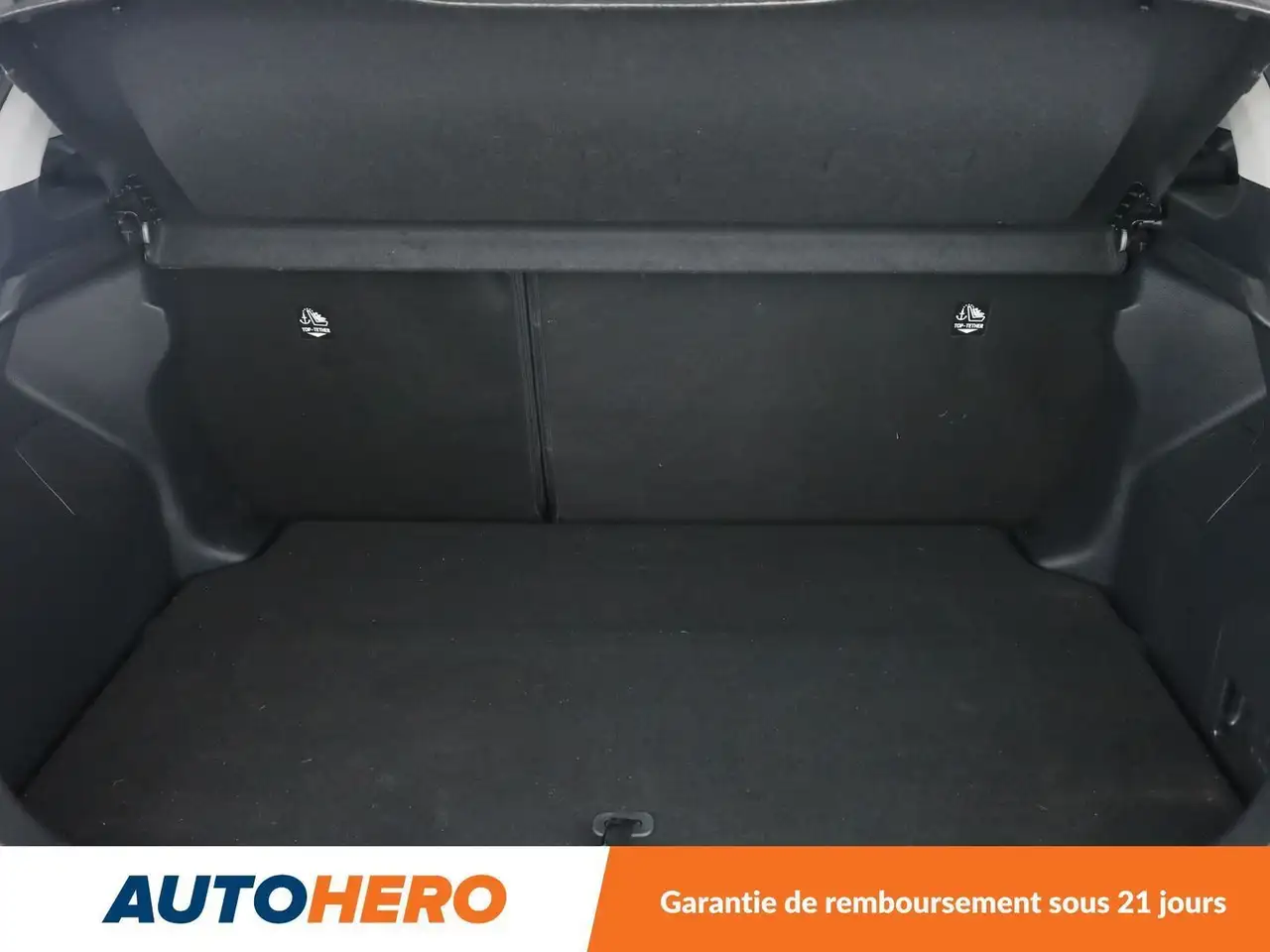 Toyota Yaris Yaris — photo 17