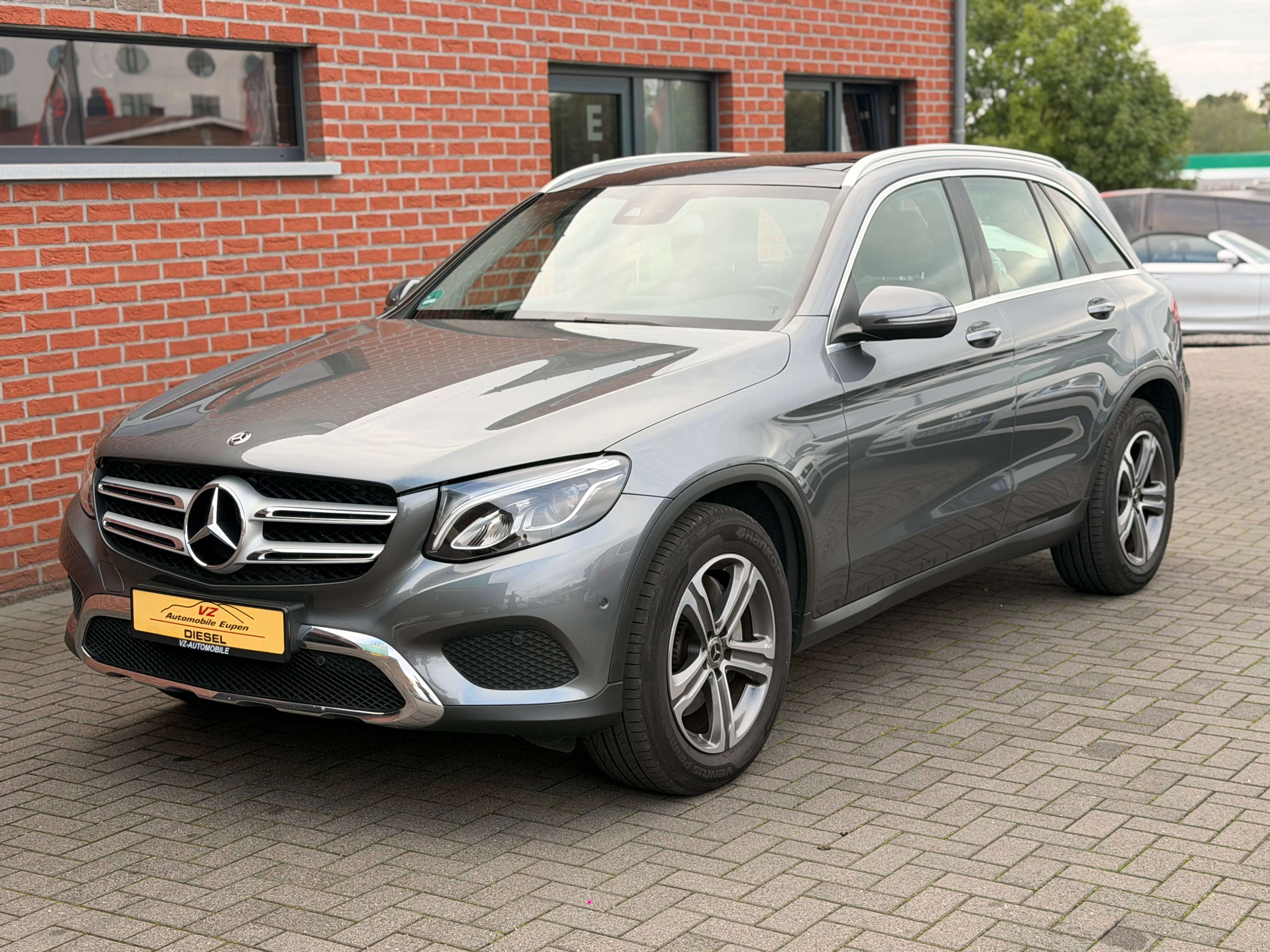 Mercedes-Benz GLC 220