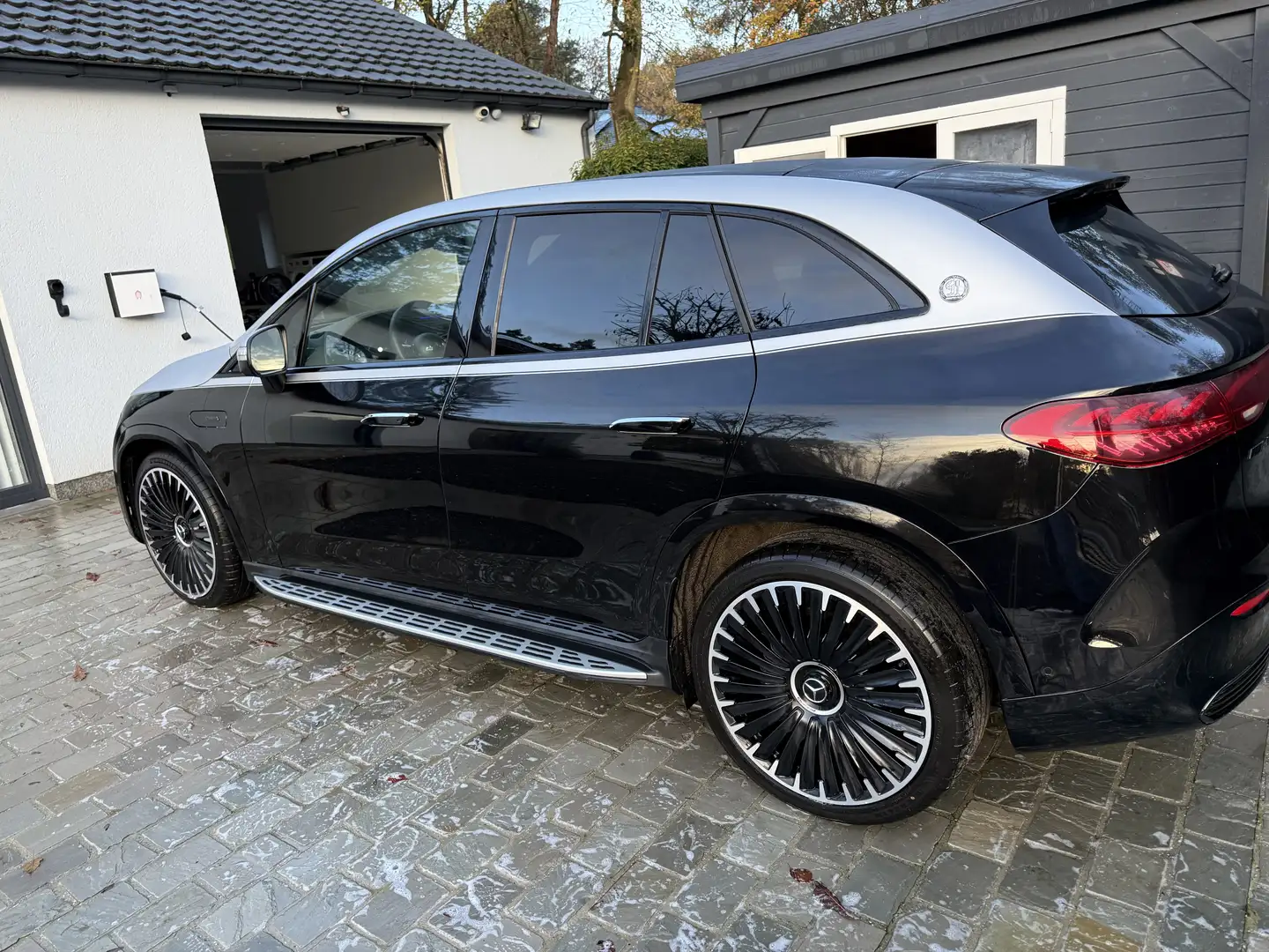 Mercedes-Benz EQE 43 AMG 43. SUV Noir - 1