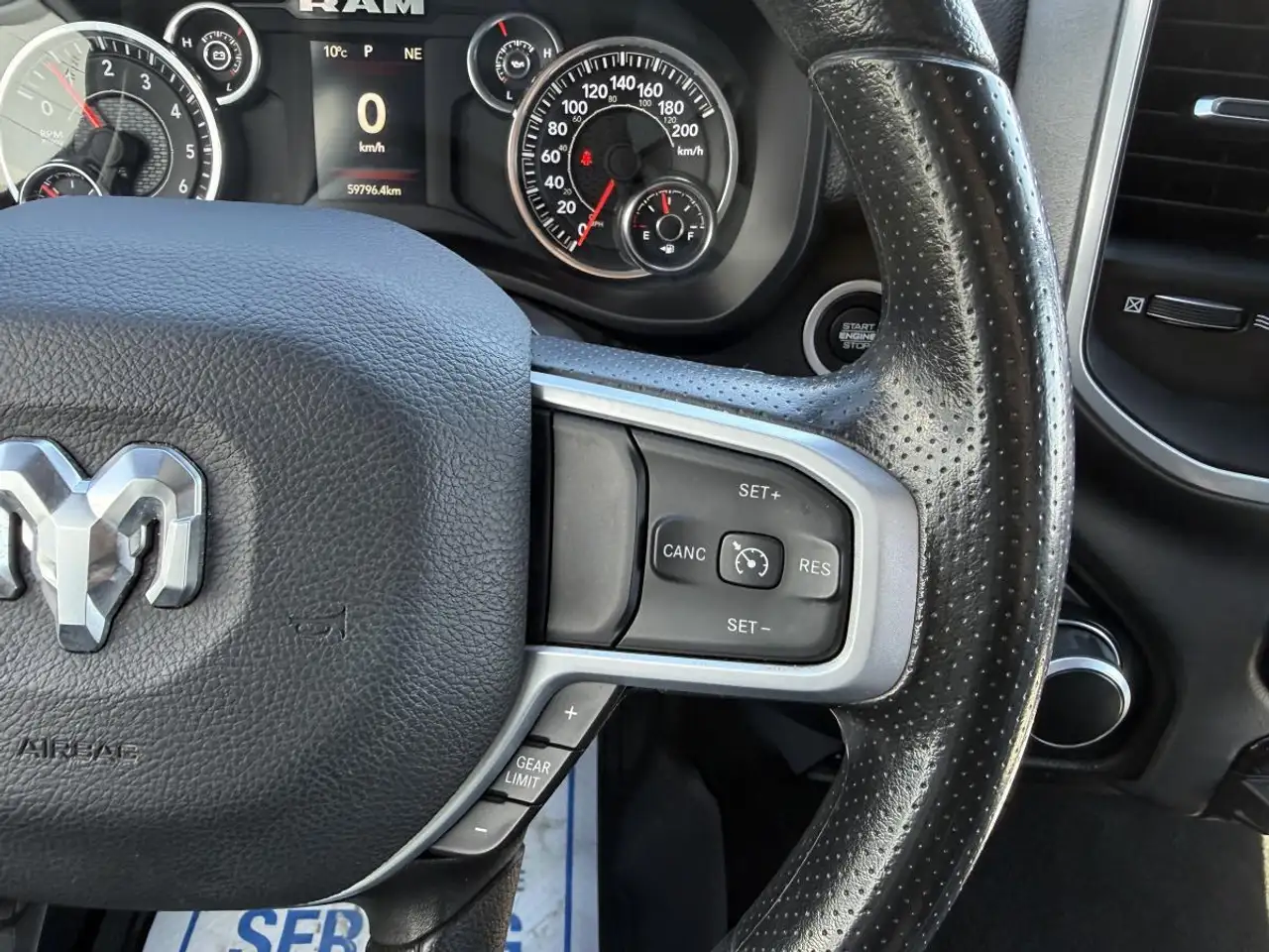RAM 2500 снимка RAM 2500
