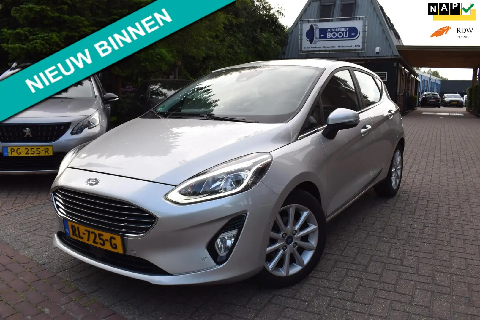 Ford Fiesta 101 PK EcoBoost Titanium AUTOM ADAP CRUISE/NAVI/AI Grau - 1