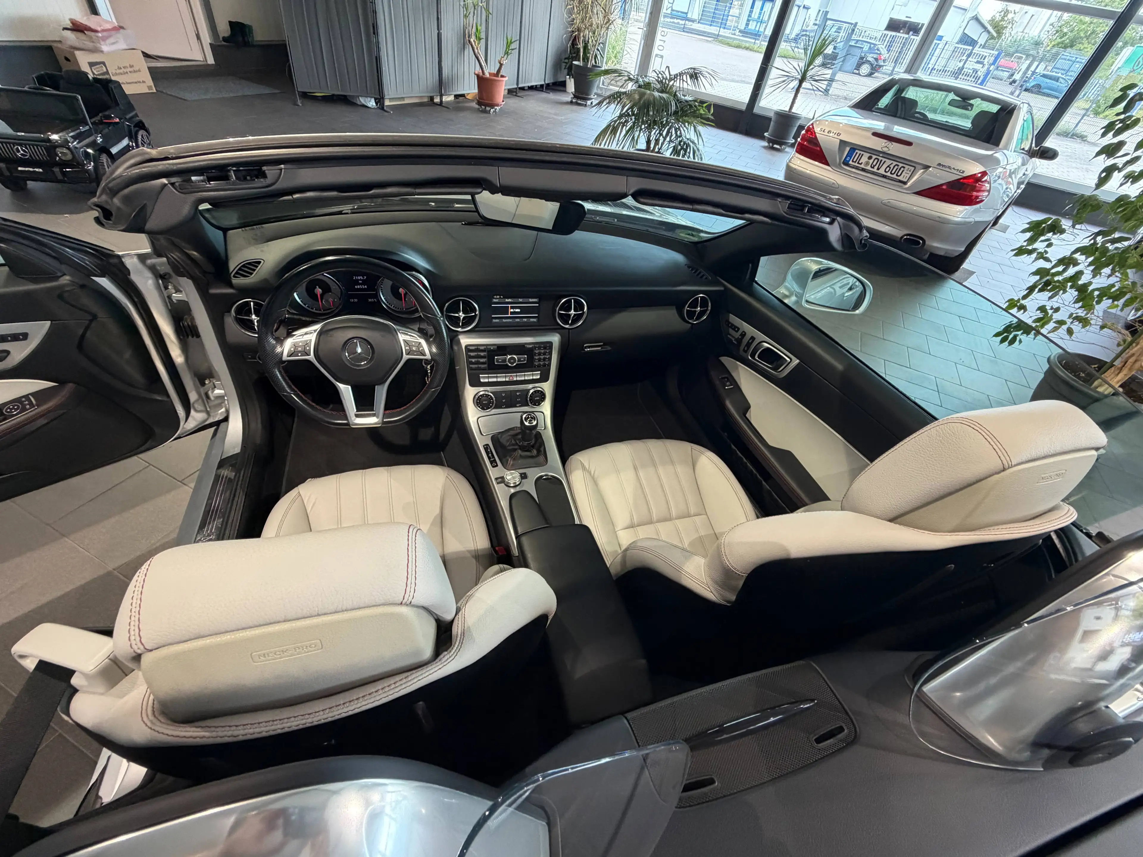 Mercedes-Benz SLK 350 SLK-Klasse (BlueEFFICIENCY) 7G-TRONIC — photo 9