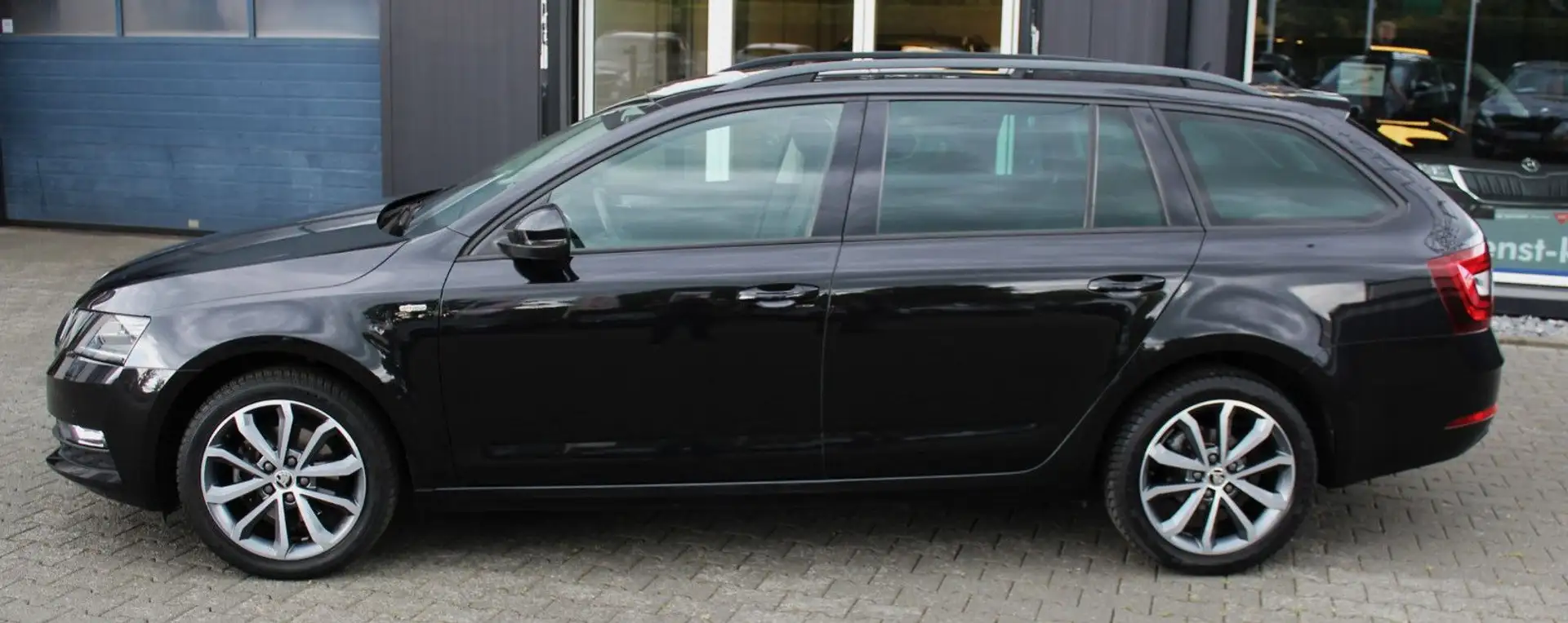 Skoda Octavia Combi Soleil, 1,5TSI,110KW/150PS,DSG Zwart - 2