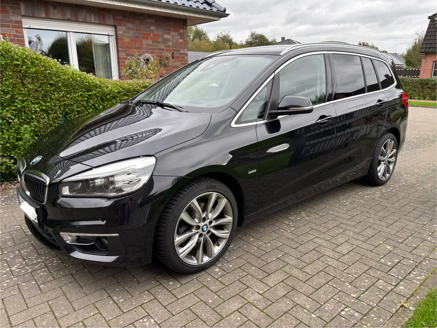 BMW 218 218d Gran Tourer Sport-Aut. Luxury Line - 1
