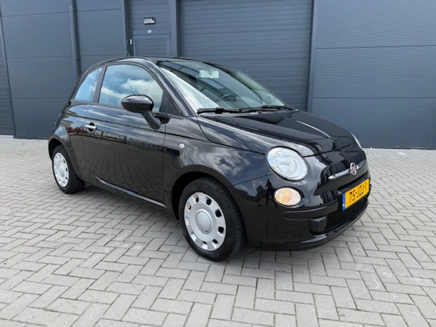 Fiat 500 1.2 Pop Airco / Automaat / Nieuwe Apk ! Zwart - 1