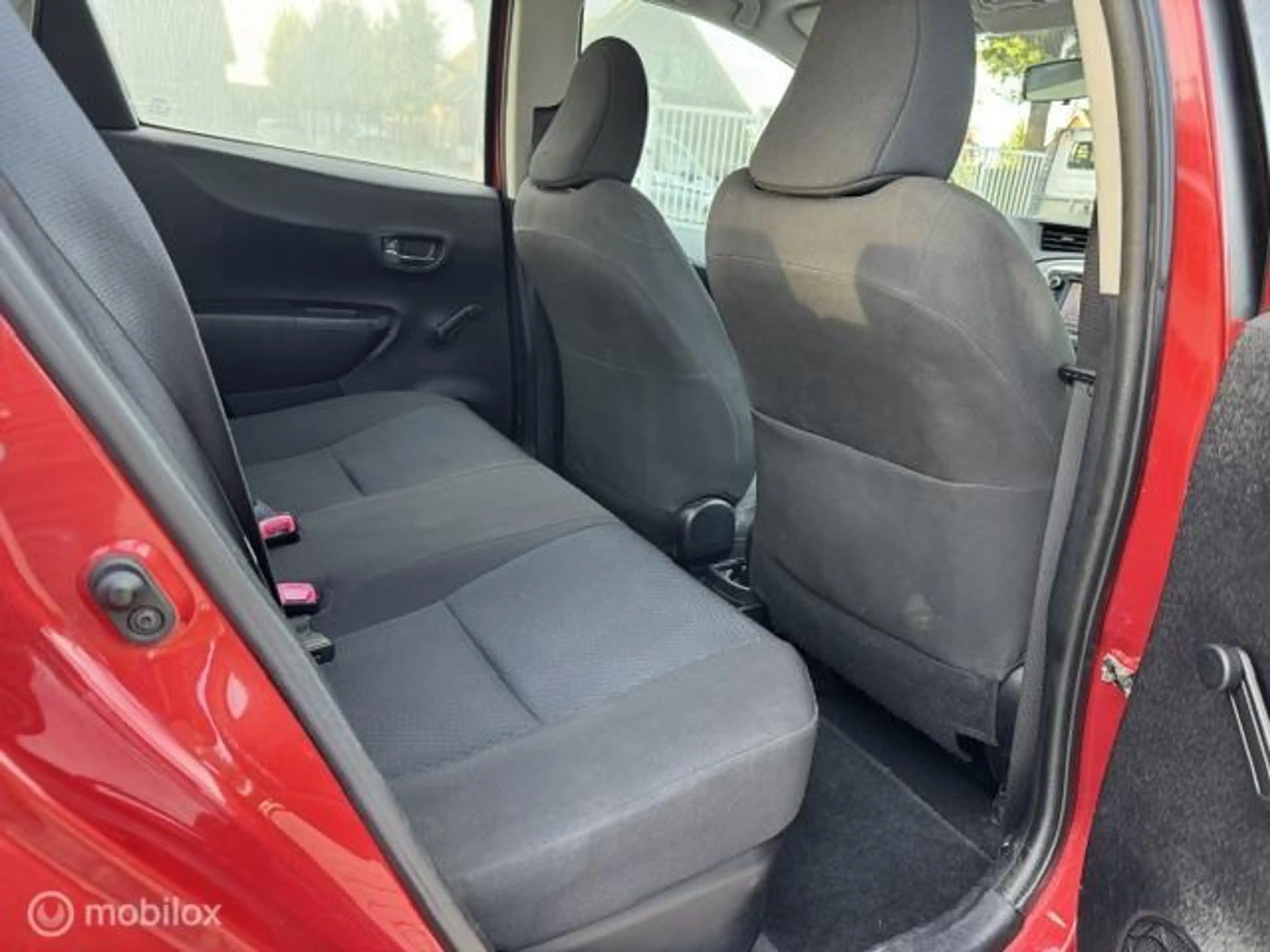 Toyota Yaris 1.5 Full Hybrid Org.NL Auto+Dealer OH! — photo 14