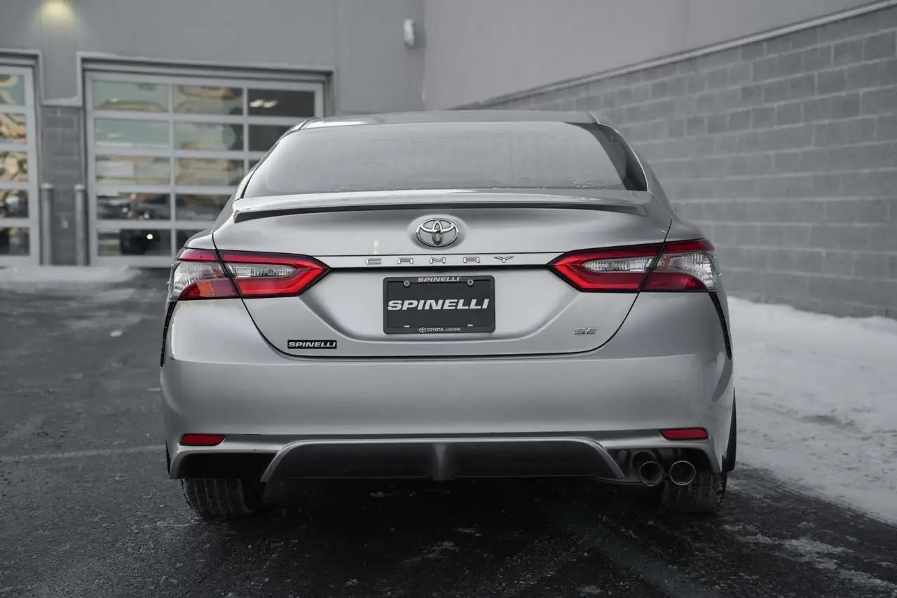 Toyota Camry снимка Toyota Camry