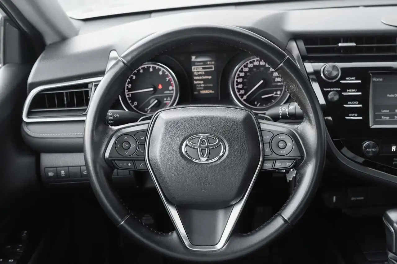 Toyota Camry снимка Toyota Camry